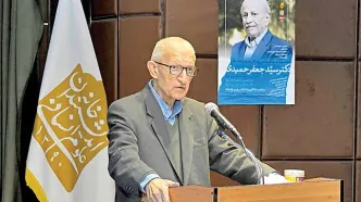 درگذشت استاد ادبیات در 91سالگی