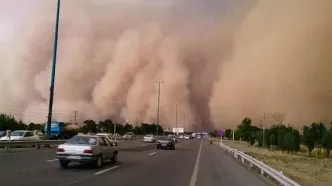 طوفان شن در محور قم - گرمسار؛ ۷ نفر مصدوم شدند