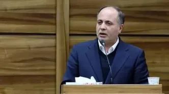 وزیر کشاورزی: وقتی خوراک گاو دلاری است، شیر هم گران می‌شود!