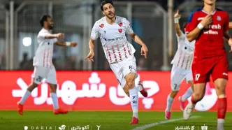 پرسپولیس با پیروزی در قائمشهر به صدر برگشت