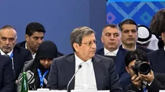 همتی: ذخایر ارزی ایران تا پایان ریاست‌جمهوری ترامپ کفایت می‌کند