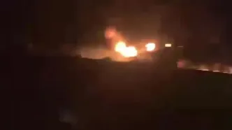 لحظه انفجار سوپر نفتکشی که سحرگاه امروز در تنگه‌هرمز منفجر شد