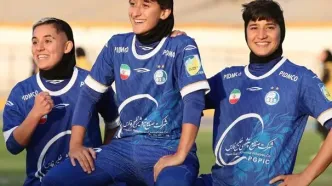 استقلال با الهام از پوستر «درخشش» به پیشواز دربی زنان رفت