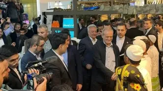 پزشکیان از نمایشگاه توانمندی‌های روستایی و عشایری بازدید کرد