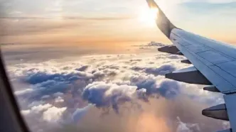 لحظه فرود در فرودگاه زیبای رشت؛ سرزمین باران و سرسبزی