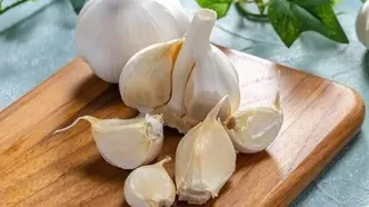 چگونگی و نحوه خوردن سیر خام ناشتا برای لاغری!