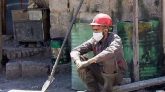 چرا بازنگری دستمزد کارگران به تأخیر افتاد؟