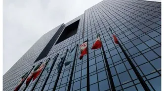 بانک مرکزی: سطح فعلی نرخ ارز با متغیرهای بنیادی اقتصاد همخوانی کامل ندارد / هرجا مداخله قانونی را برای بازگرداندن بازار به مسیری سازگارتر با واقعیت‌های اقتصادی و حفظ ثبات ضروری بداند، بدون تردید از ابزارهای قانونی خود استفاده خواهیم کرد